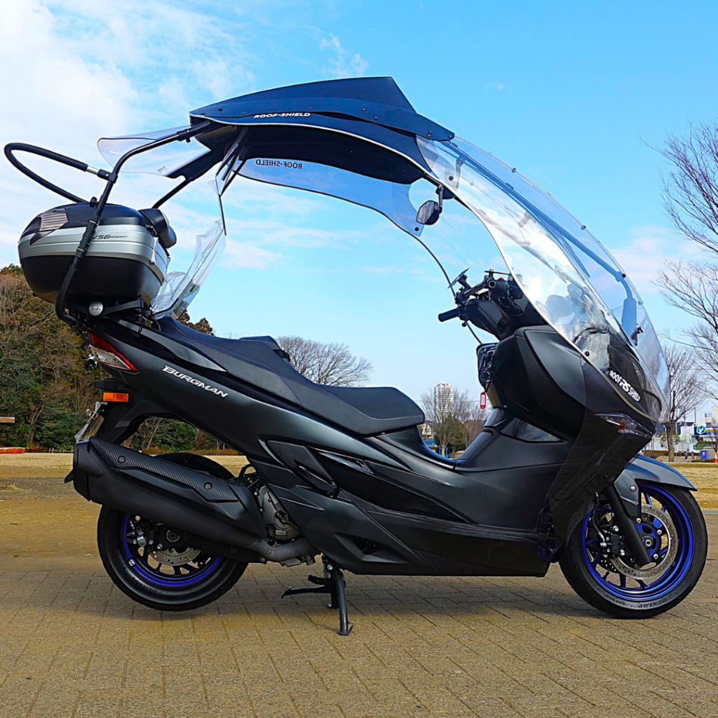 Roof Shield with Suzuki Burgman 400