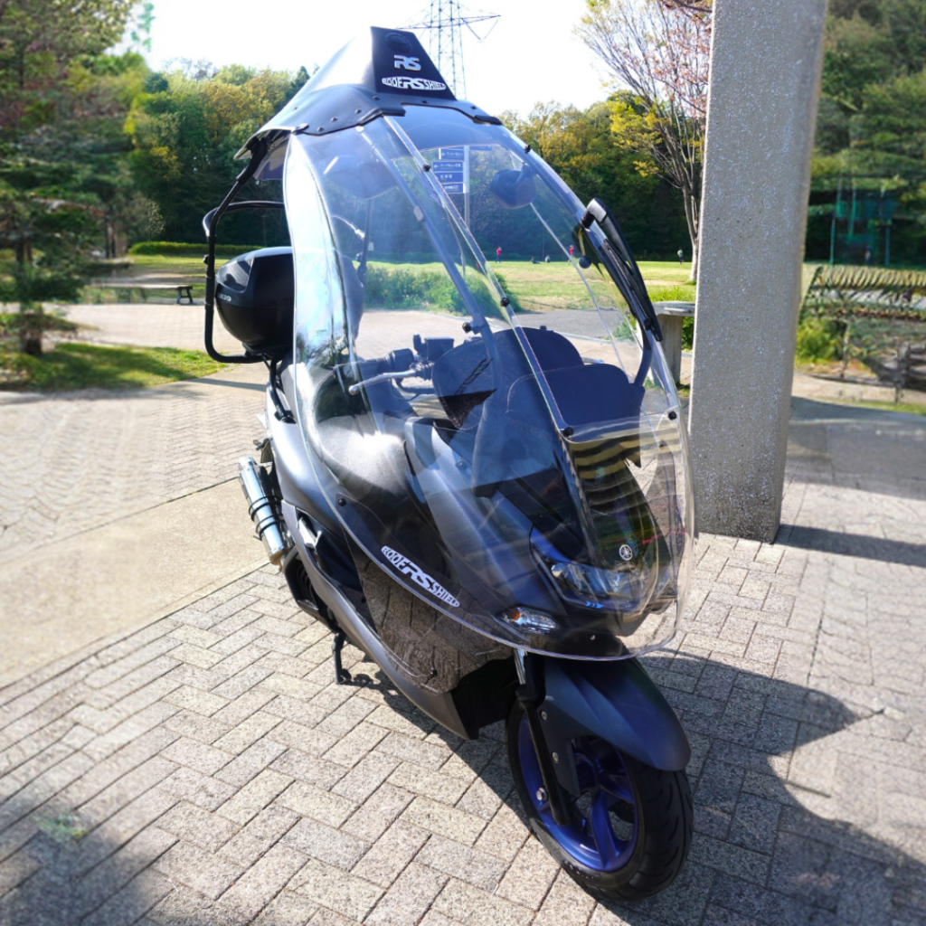 Scudo per il tetto con Yamaha Majesty S2