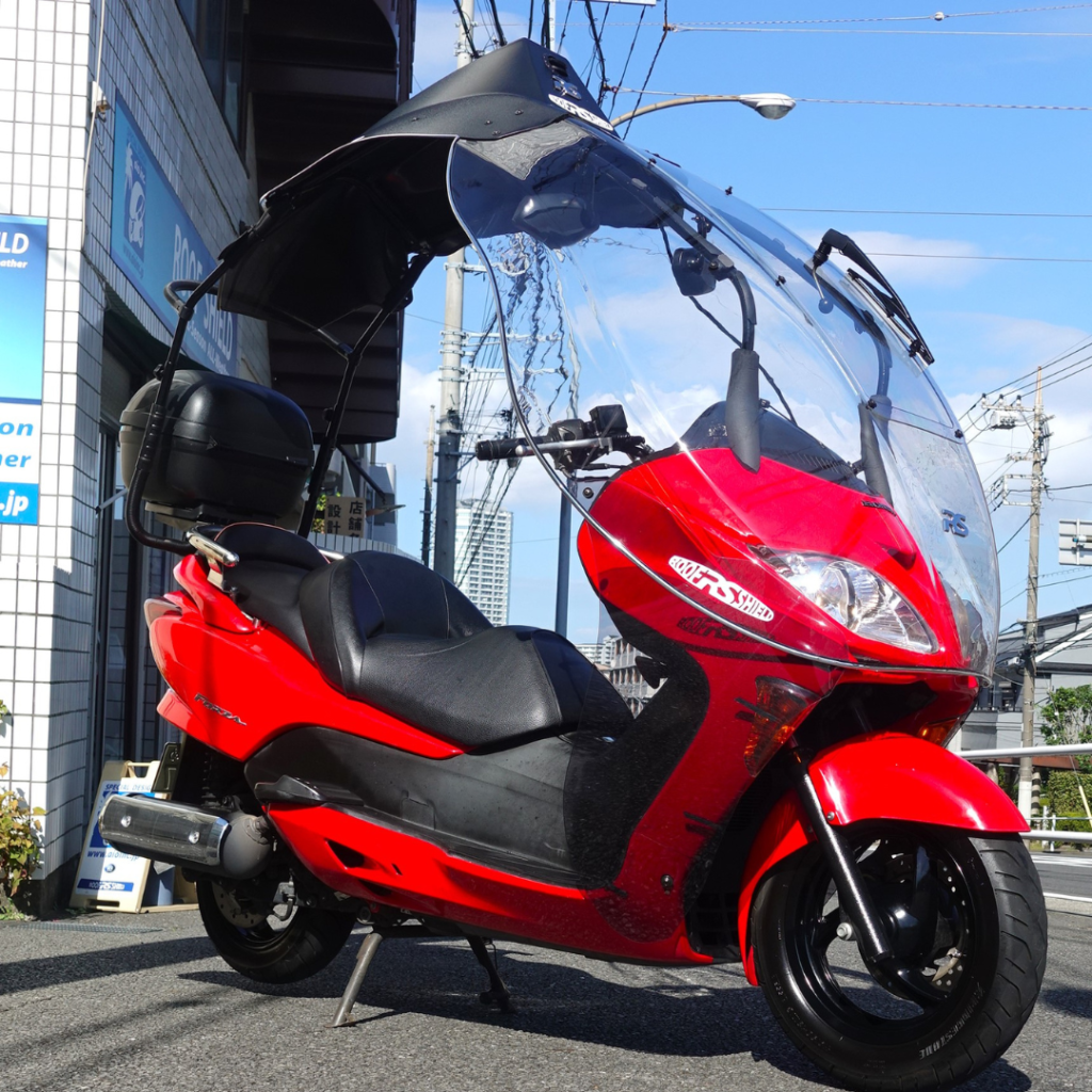 Roof Shield with Honda Forza MF08