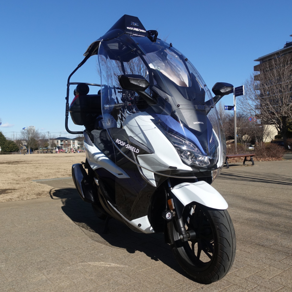 Roof Shield with Honda Forza MF10