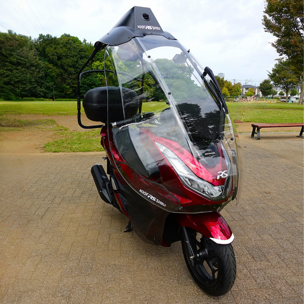 Escudo de techo con Honda PCX4