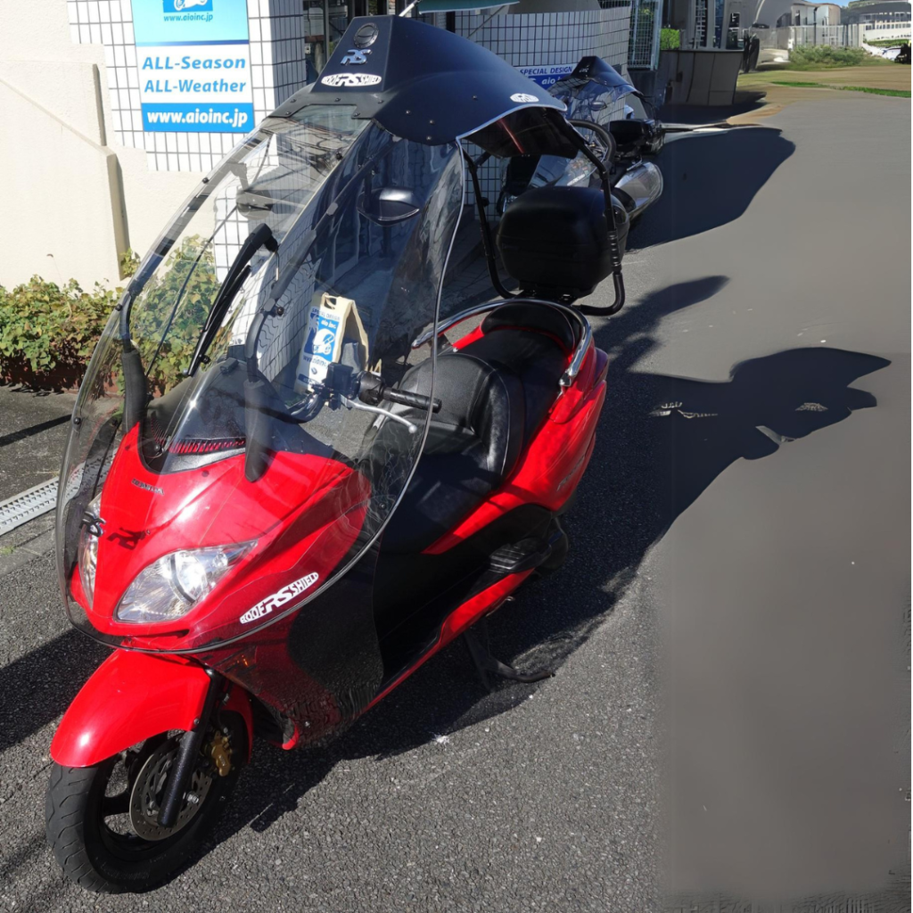 Roof Shield with Honda Forza MF08