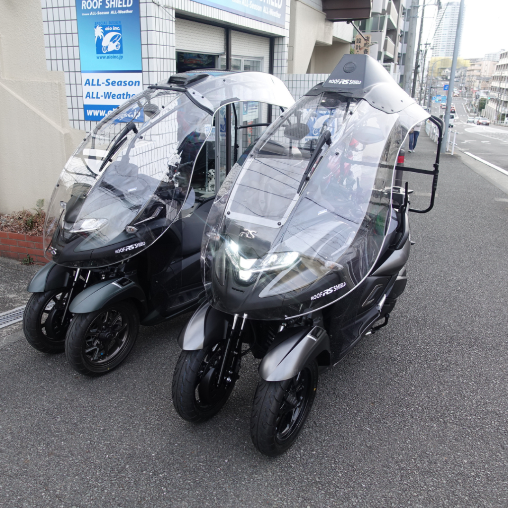 Scudo per il tetto con Yamaha Tricity 300