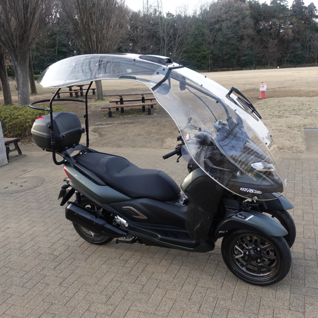 Bouclier de toit avec Yamaha Tricity 300