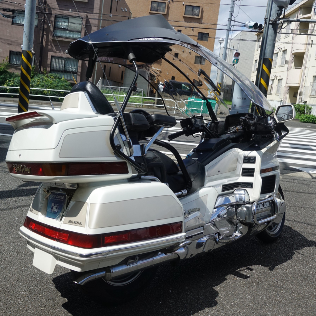 Dachabdeckung mit Honda Gold Wing 1500